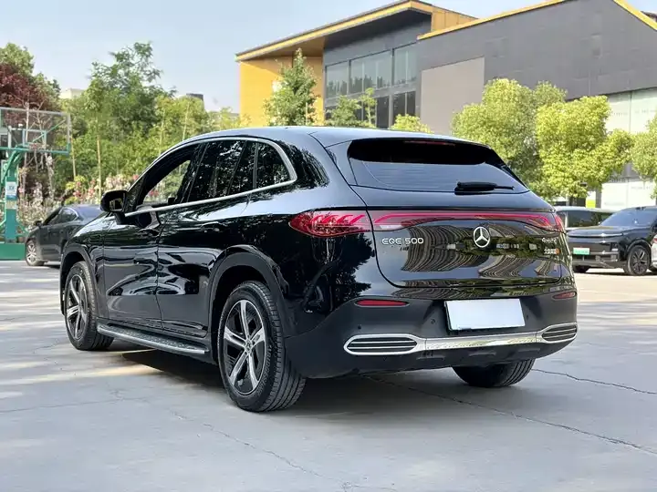 Mercedes Benz EQE SUV 2024 500 4MATIC Pioneer Edition 6