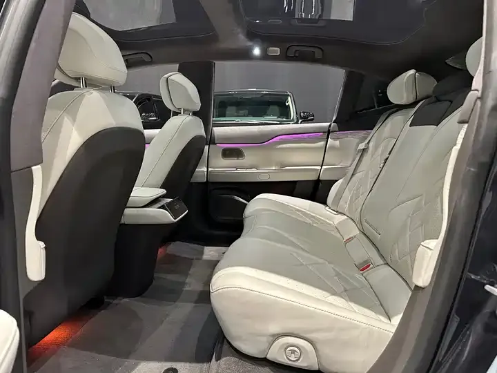 NIO ET7 2022 100kWh First Edition 11