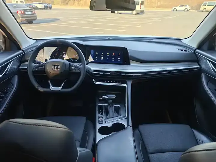 ChangAn CS35PLUS 2022 Blue Whale NE 1.4T DCT Luxury Model 11