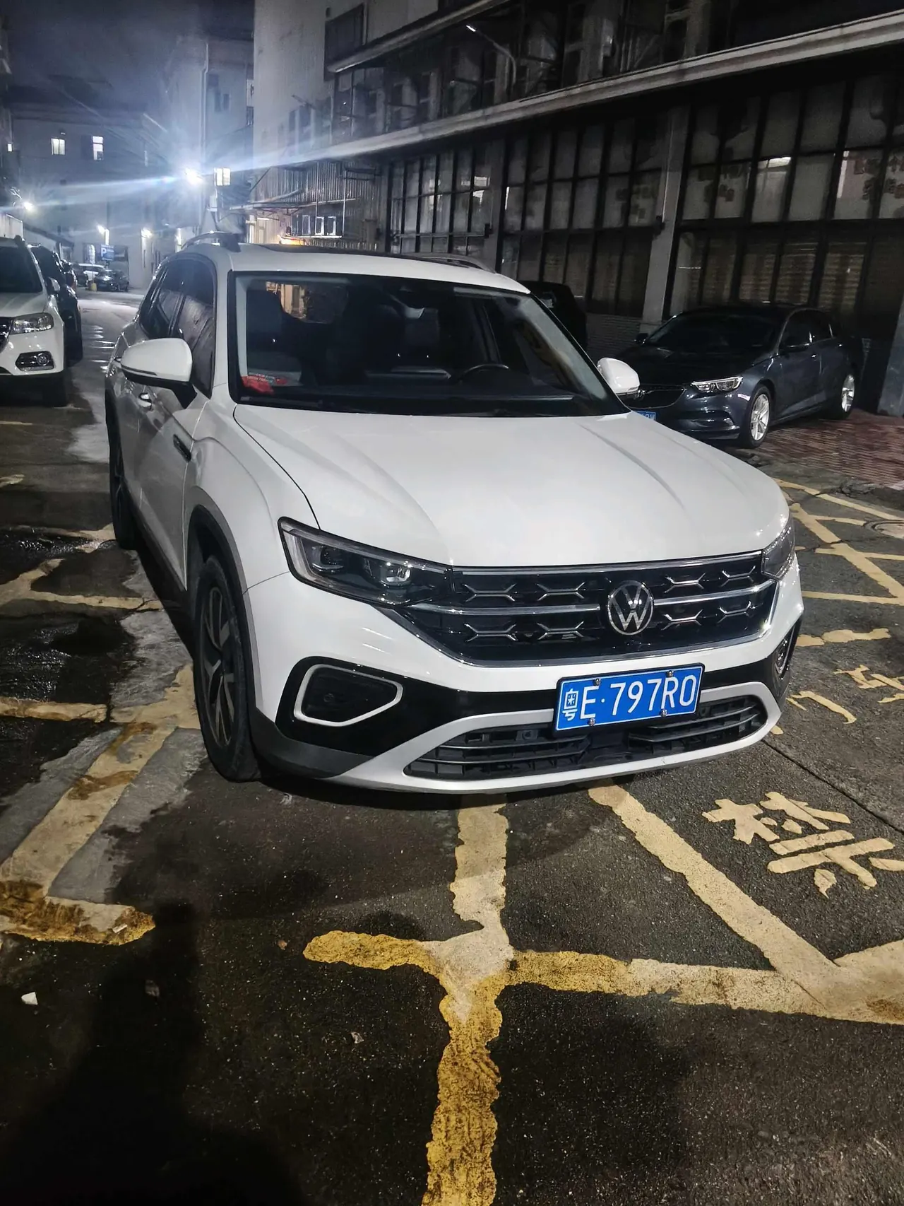 Volkswagen 2023 Tanyue 2.0TSI 330TSI Two-Drive Luxury Plus Advanced Edition Automatic Gear 2