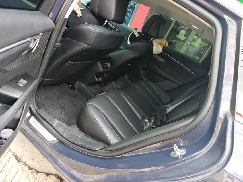 Buick 2023 LaCrosse 48V 2.0T 28T More Premium Edition Automatic Gear 5