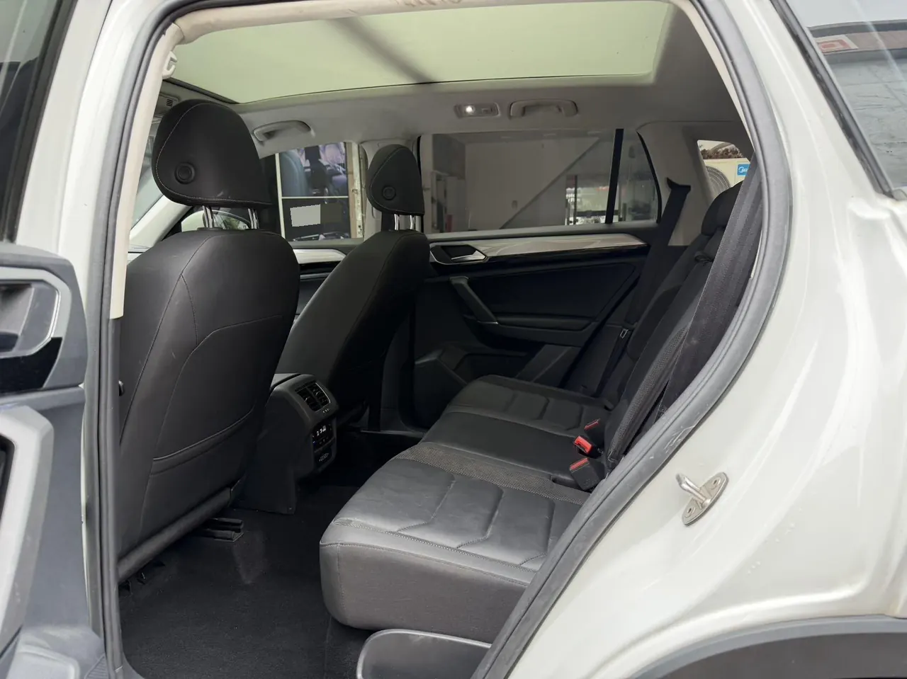Volkswagen 2020 Tanyue 2.0TSI 330TSI Two-Drive Deluxe Zhilian Edition Pro Automatic Gear 5
