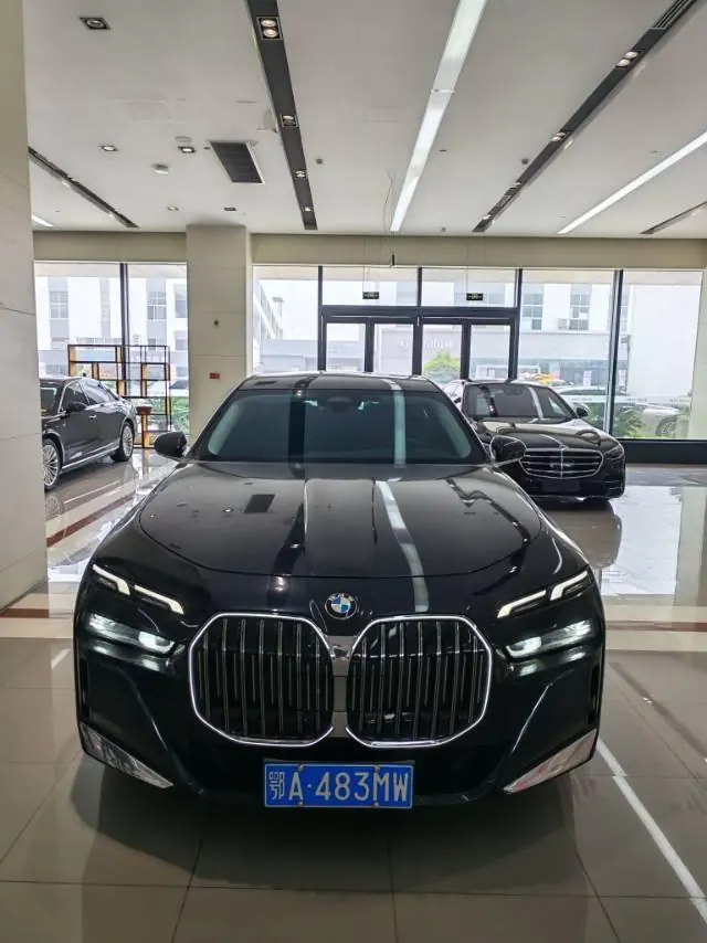 BMW 7 Series (Imported) 2023 735Li 48V 3.0T M Sports Suit Automatic Gear 3