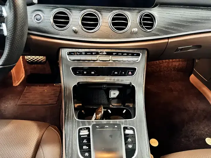 Mercedes Benz E Class 2021 E 300 L Sports Luxury Model 8