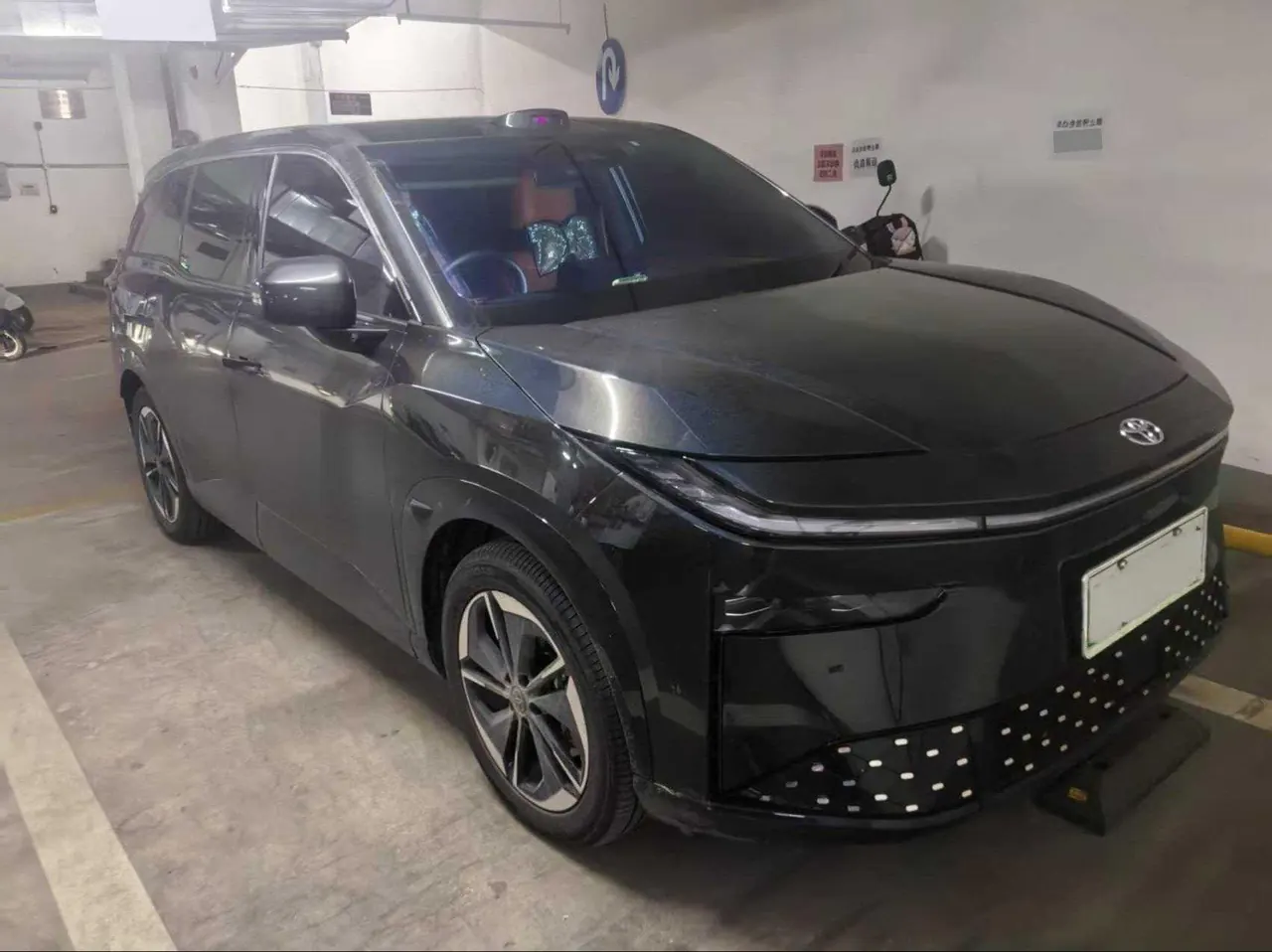 Toyota 2025 Platinum Intelligence 3X 520 Pro Advanced Intelligence Driving Edition Automatic Gear 6