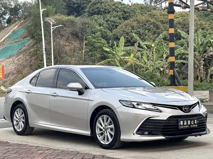Camry 2021 2.0G Deluxe Edition 3