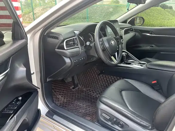 Camry 2021 2.0G Deluxe Edition 8