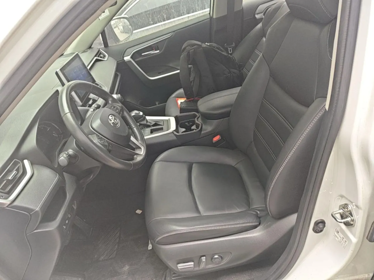 Toyota 2021 RAV4 Rongbo 2.0 Stepless Two-Drive Fashion PLUS Edition Automatic Gear 2