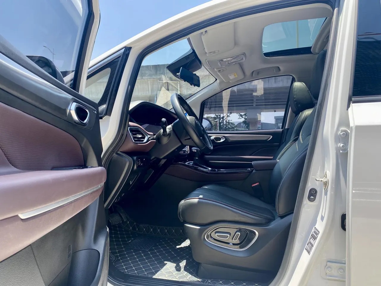 Chuanqi 2023 M6 PRO 1.5T 270T Deluxe Edition Automatic Gear 5