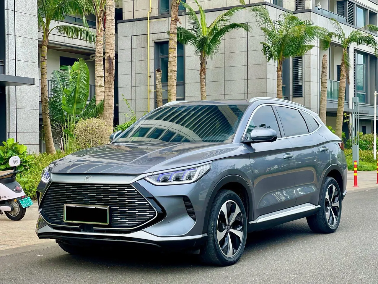 Open image lightbox: BYD Song PLUS New Energy 2021 Song PLUS DM-i 1.5 Stepless 110KM Flagship PLUS Automatic Gear