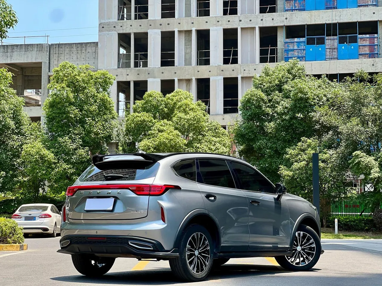 Haval 2023 red rabbit 1.5T dynamic automatic gear 18
