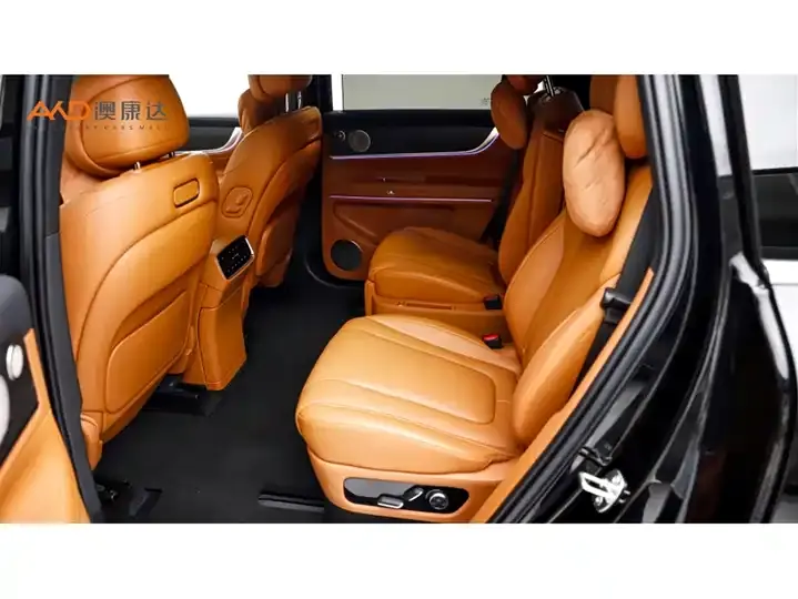 AITO M9 2024 extended range Ultra version 42kWh 6-seat version 7