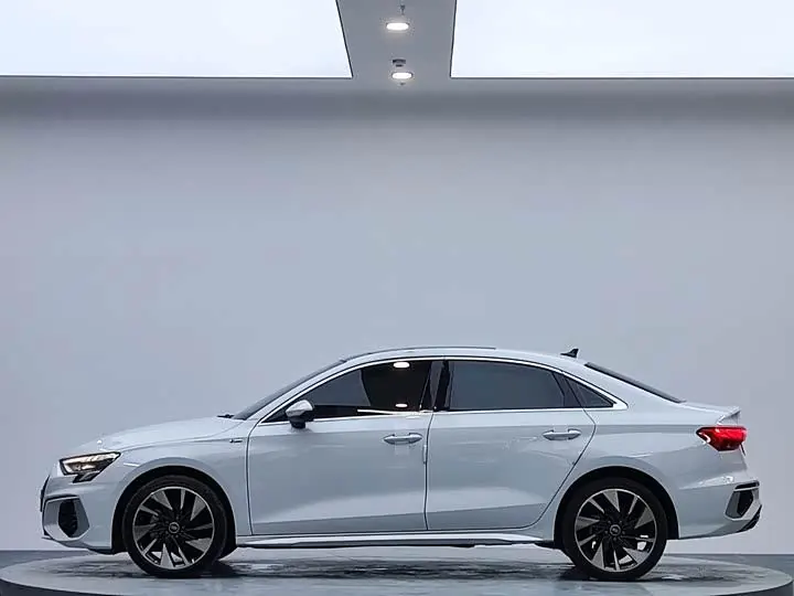 Audi A3 2023 A3L Limousine 35 TFSI Fashion Sport 5