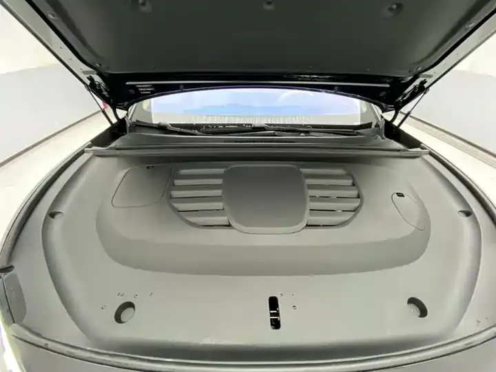 Luxeed S9 2025 extended range Ultra 12