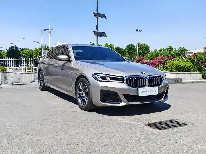BMW 5 New Energy 2021 Modified 535Le M Sports Suit 3