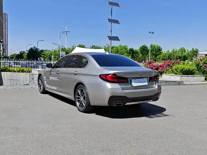 BMW 5 New Energy 2021 Modified 535Le M Sports Suit 6