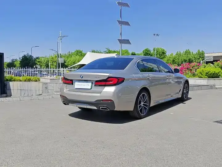 BMW 5 New Energy 2021 Modified 535Le M Sports Suit 8