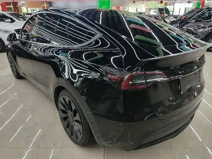 Model Y 2022 Performance High Performance All Wheel Drive 5