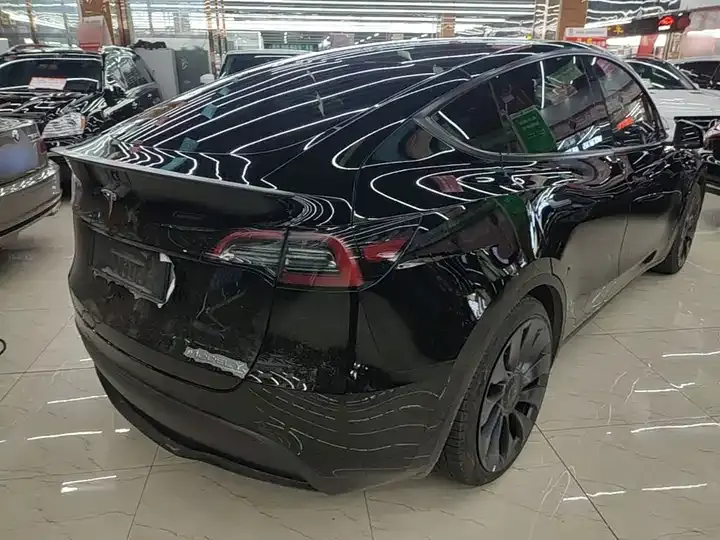 Model Y 2022 Performance High Performance All Wheel Drive 7