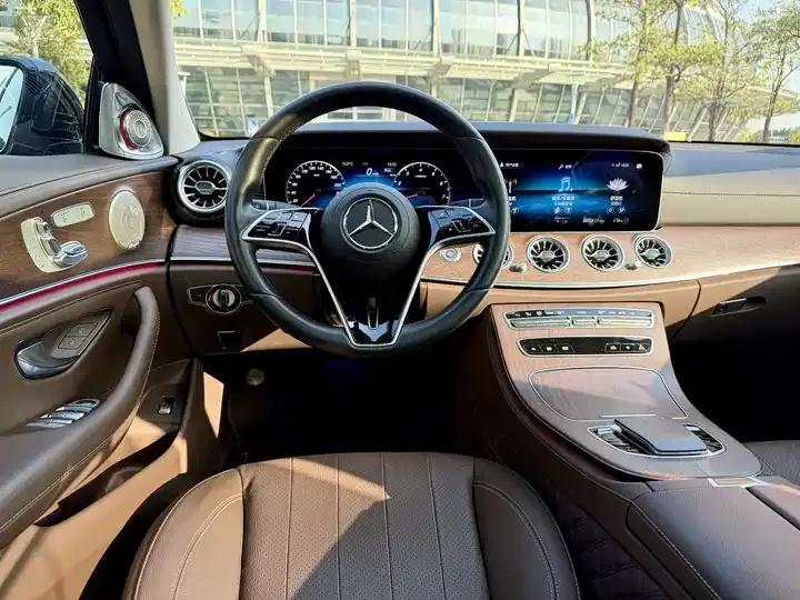 Mercedes Benz E-Class 2023 E 300 L Luxury Model 3