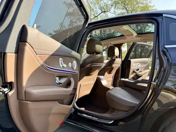 Mercedes Benz E-Class 2023 E 300 L Luxury Model 5