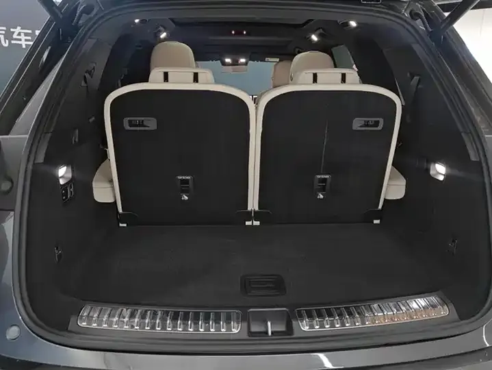 Li L8 2023 Pro 4