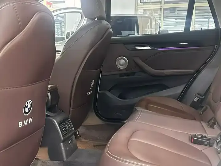 BMW X1 2022 sDrive25Li leading type 7