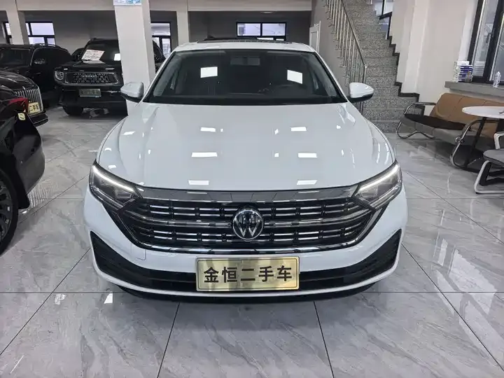 Sagittarius 2025 300TSI DSG Flying Edition 3