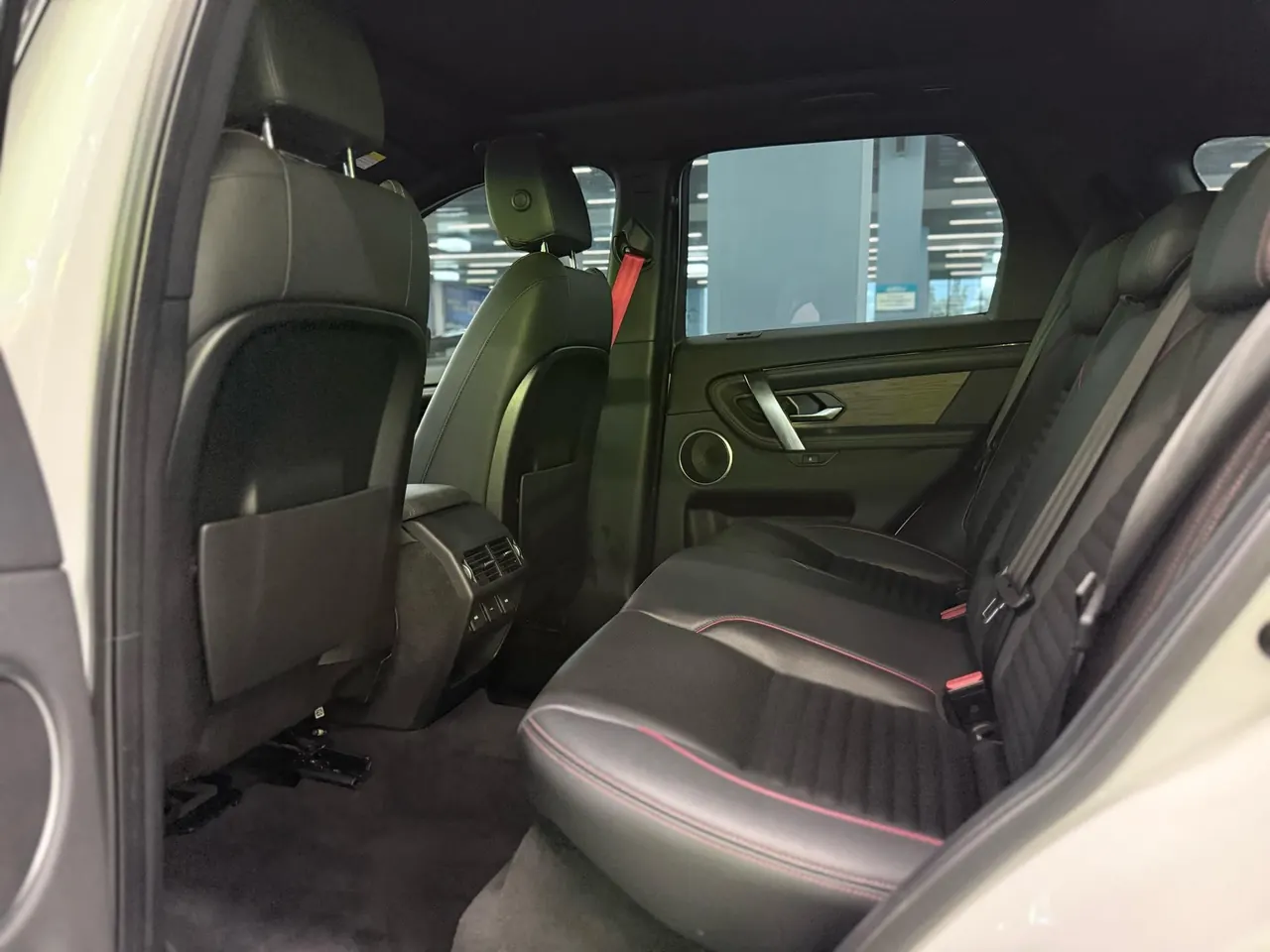 Land Rover 2021 Discovery Sports Edition 48V 2.0T 249PS R-Dynamic SE Performance Technology Edition 5-seat Automatic Gear 8