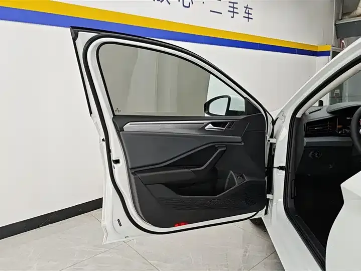 Sagittarius 2024 200TSI DSG Flying Edition 7