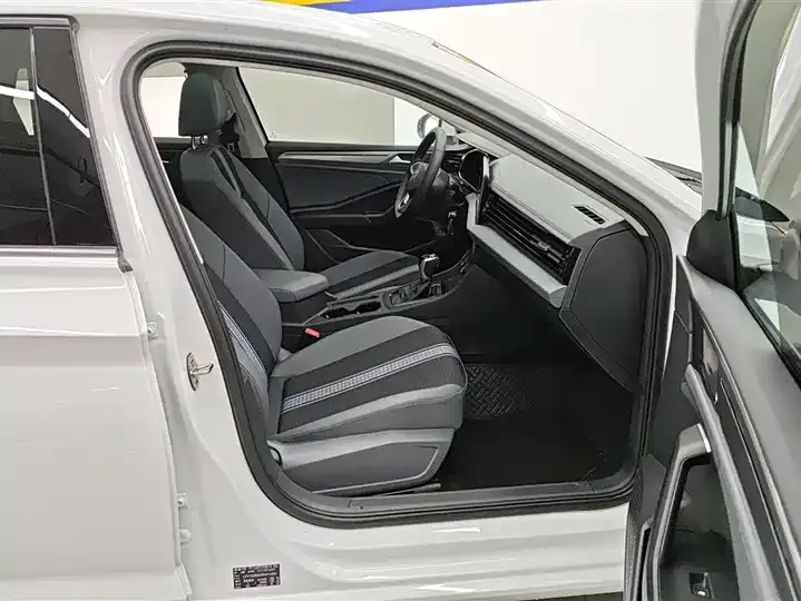 Sagittarius 2024 200TSI DSG Flying Edition 8