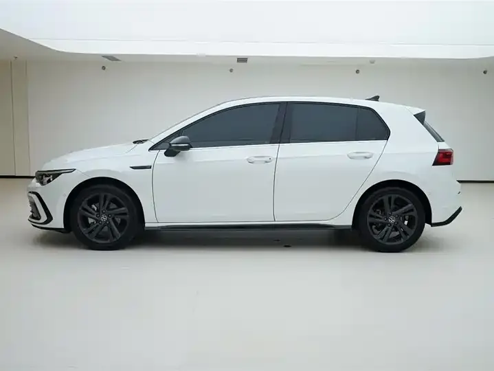 Golf 2021 280TSI DSG R-Line 3