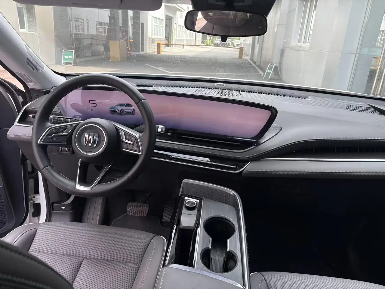 Buick 2025 E 5 620KM Premium Edition Automatic Gear 5