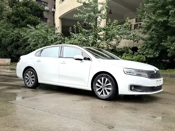 Citroen C6 2021 400THP Comfort Edition 3