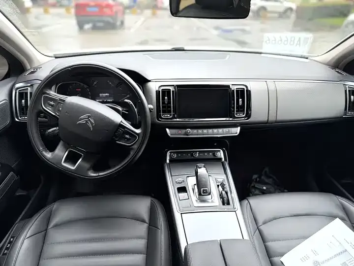 Citroen C6 2021 400THP Comfort Edition 6
