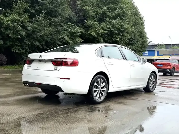 Citroen C6 2021 400THP Comfort Edition 9