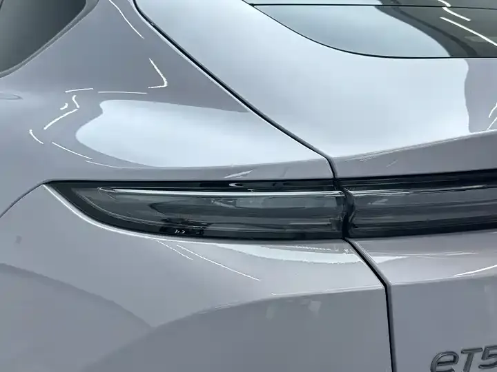 NIO ET5 2025 section 75kWh 12