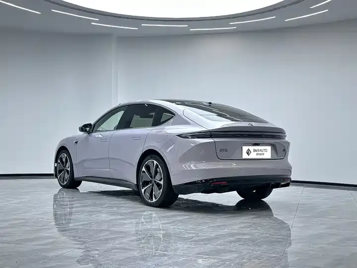 NIO ET5 2025 section 75kWh 4