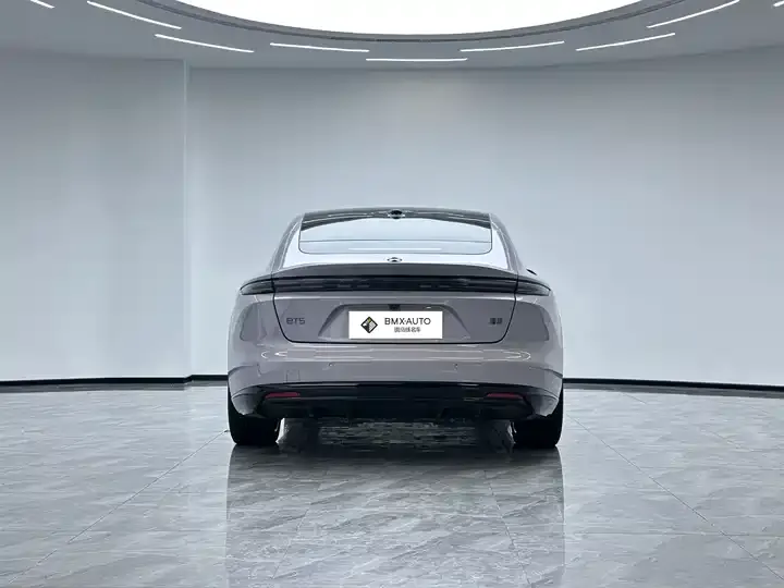 NIO ET5 2025 section 75kWh 6