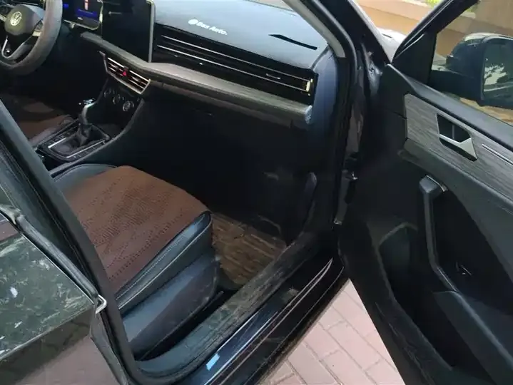 Sagittarius 2023 300TSI DSG Exceed Edition 8