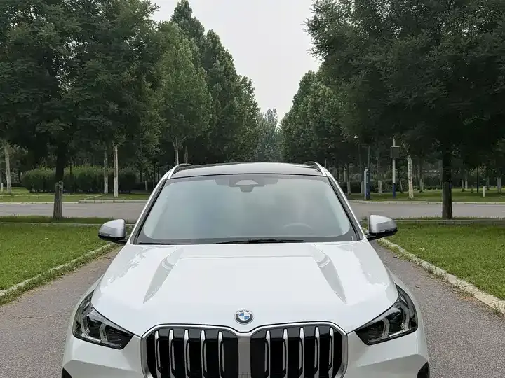 BMW X1 2023 sDrive20Li X Design Set - View 1
