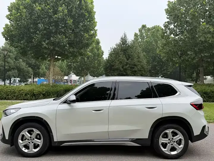 BMW X1 2023 sDrive20Li X Design Set 3