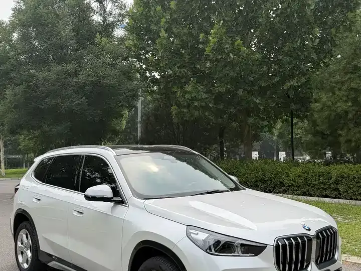 BMW X1 2023 sDrive20Li X Design Set 4