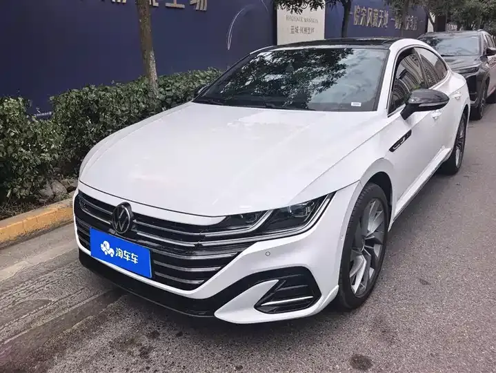Open image lightbox: FAW-Volkswagen CC 2026 30 million selection 380TSI eye-catching