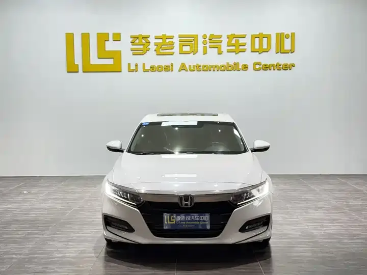 Accord 2018 260TURBO Elite Edition National V 5
