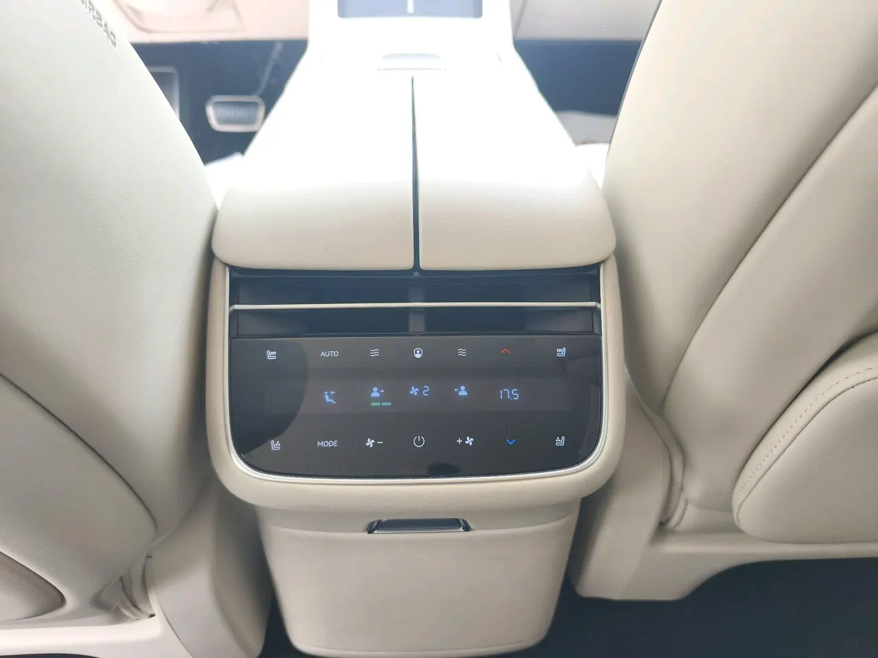 Luxeed 2025 model S9 Max automatic transmission 12