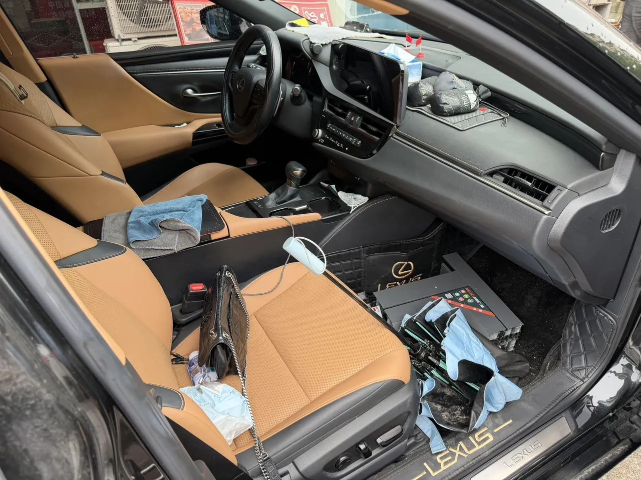 Lexus ES (Imported) 2024 ES200 2.0 Stepless Edition Automatic Gear 3