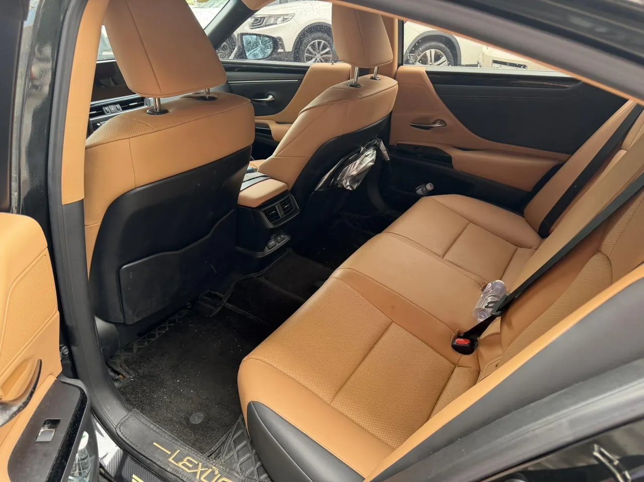 Lexus ES (Imported) 2024 ES200 2.0 Stepless Edition Automatic Gear 7