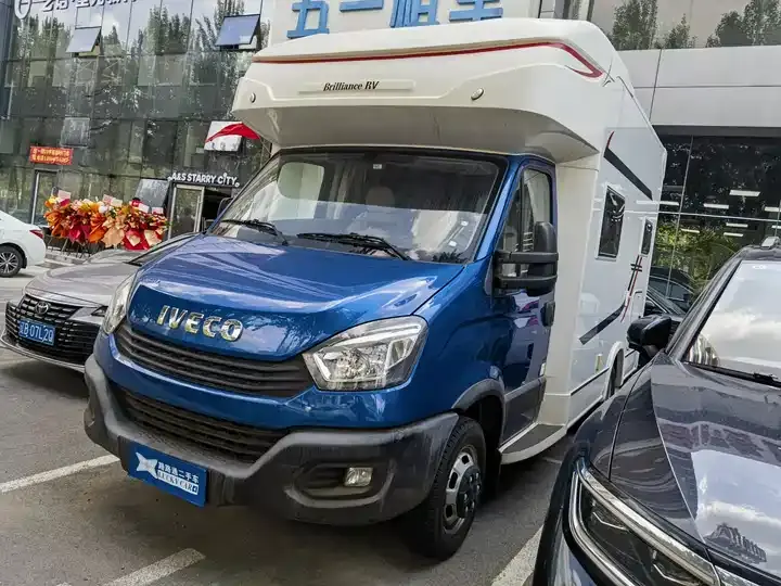 Open image lightbox: Turester C Single Expansion RV 2019 3.0T Manual