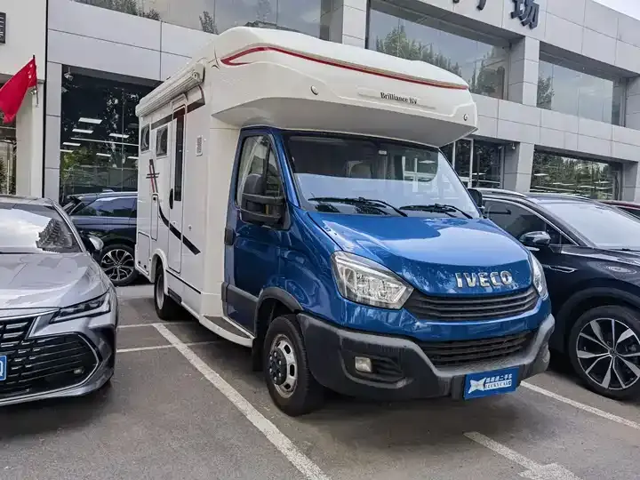 Turester C Single Expansion RV 2019 3.0T Manual 3